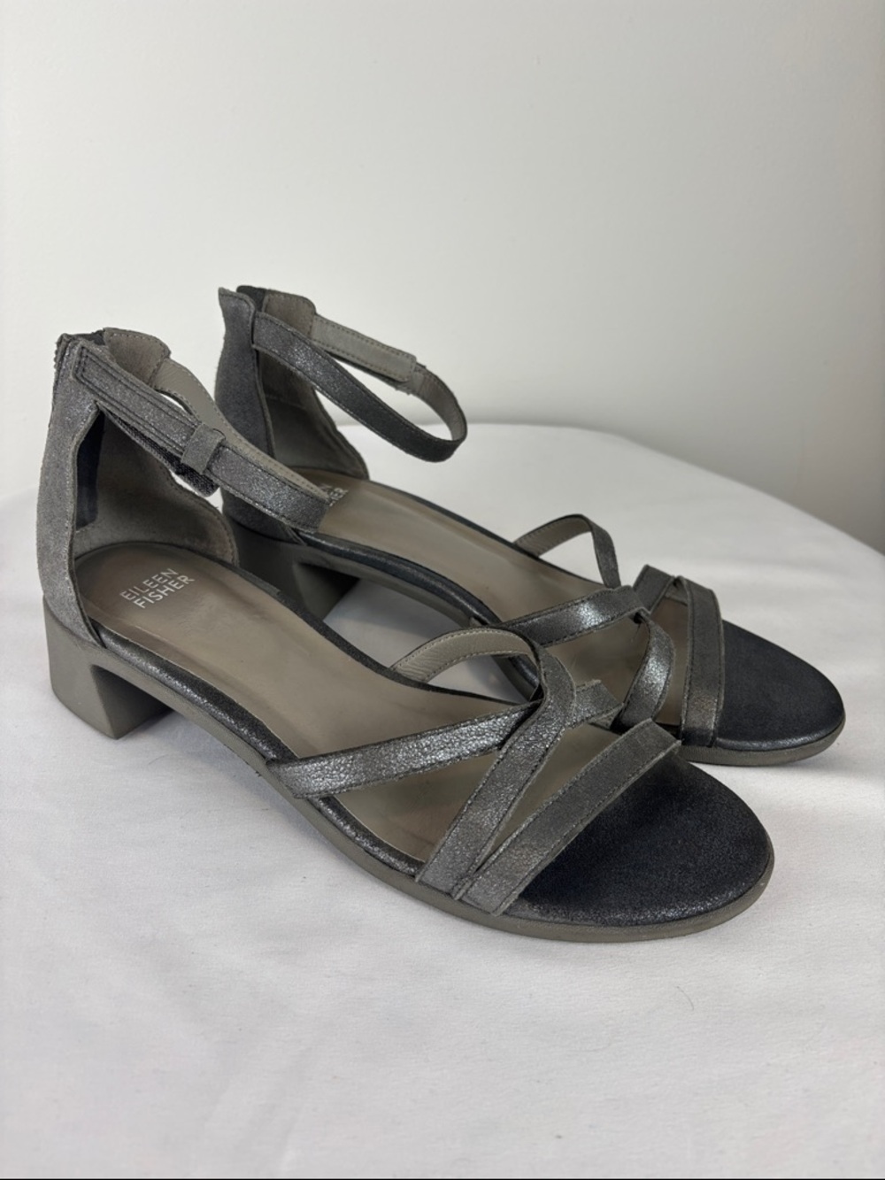 Eileen Fisher Sandals Women’s 9.5 Strappy Gray Leather Block Heel Ankle Strap